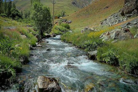 روستای دیزین بهشتی در ۷۰ کیلومتری تهران