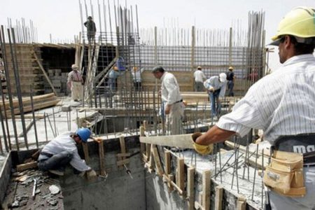 خروج اتباع افغان، کشور را با بحران نیروی کار ساختمانی مواجه خواهد کرد؟