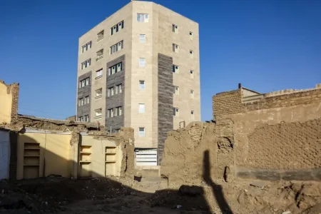 نوسازی بافتهای فرسوده از توسعه افقی شهرها جلوگیری میکند