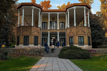 کاخ نیاوران