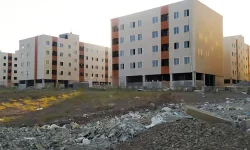 اقتصاد مسکن با پدیده رکود تورمی روبه‌روست