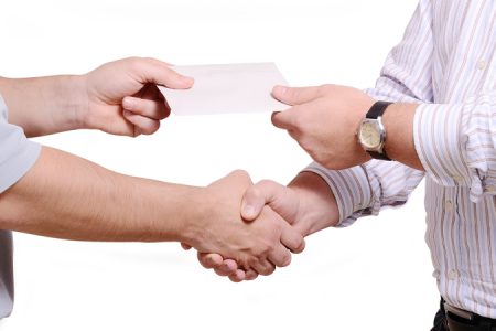 می‌خوای آپارتمان بخری ولی می‌ترسی ضرر کنی؟