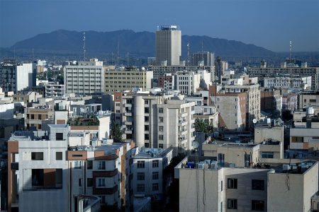 آپارتمانهای میانسال در مناطق ۱۵ تا ۲۱ تهران